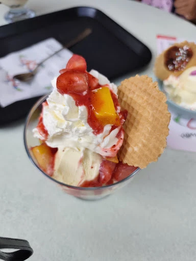 Eiscafé Dolce Amaro photo 9